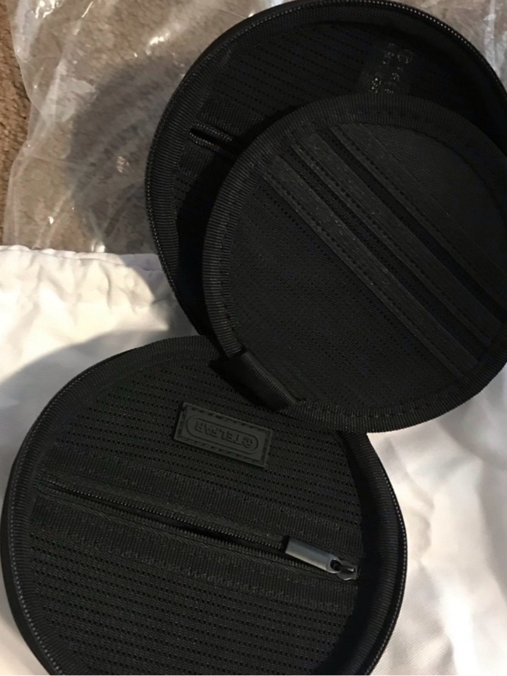 Like new Telfar Black Round Earbud Case with Detachable Strap - Picture 3 of 4